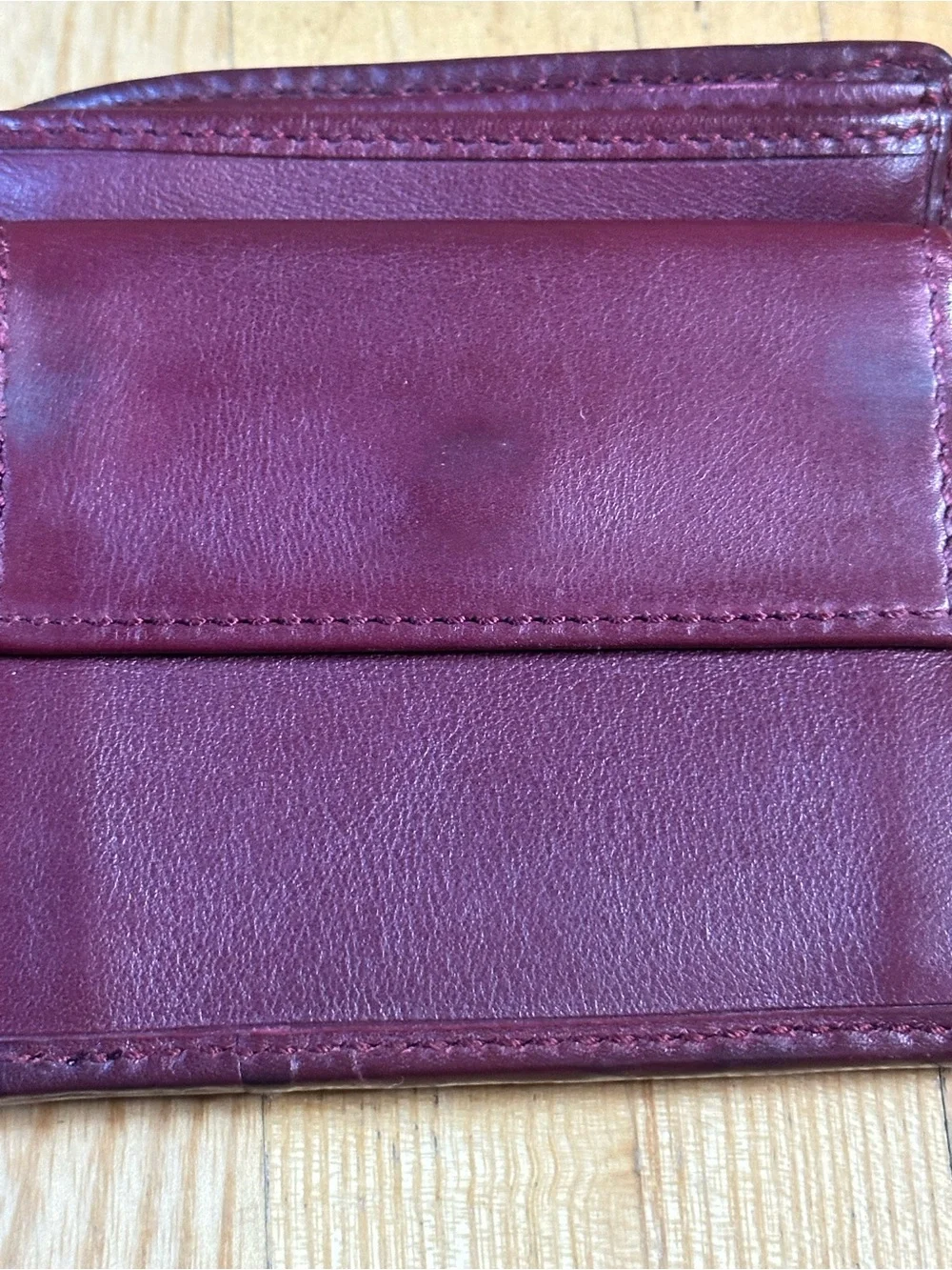 Gucci Navy & Burgundy Microguccissima GG Leather Bifold Wallet